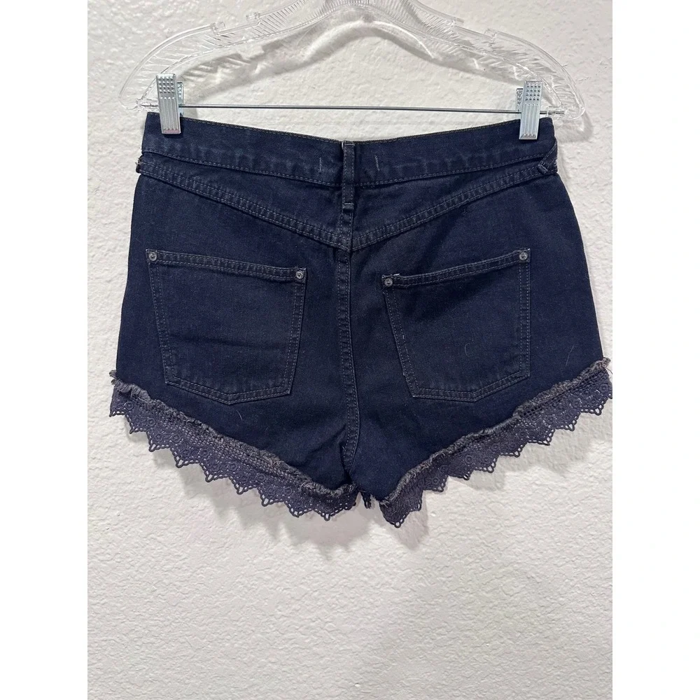Free People Dark Denim Crochet Lace Trim Shorts Size 27 Boho Raw‎ Hem Cutoffs